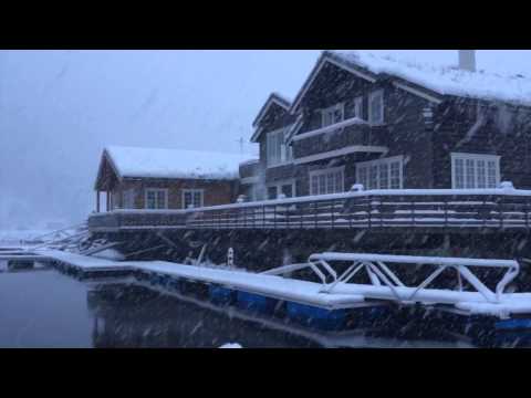 Video: 13 Prachtige Afbeeldingen Van Het Fjordgebied Van Noorwegen In De Winter