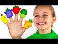 Семья пальчиков изучает овощи! Майя и Маша | Детские песни | Детские истории