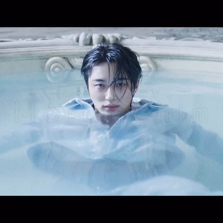 Byeon Woo-seok Tamburins omg.. i can't.. what is this 😍🔥 #변우석 #byeonwooseok #tamburins