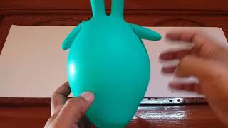 AMAZING IDEA WITH BLUE GLOVES