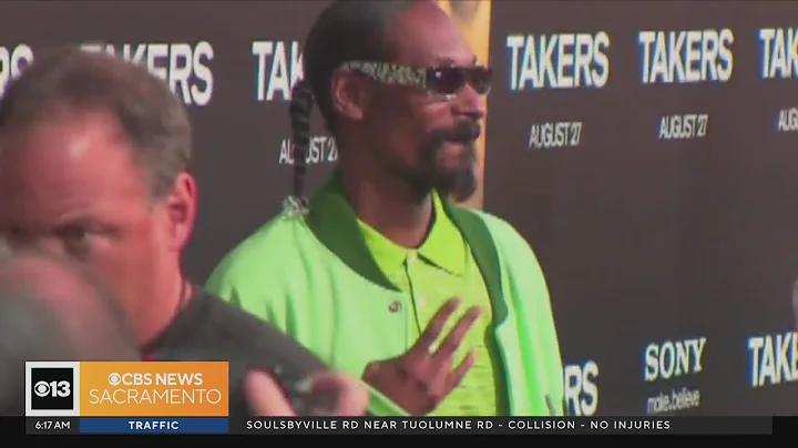 Snoop Dogg announces he's giving up smoking
