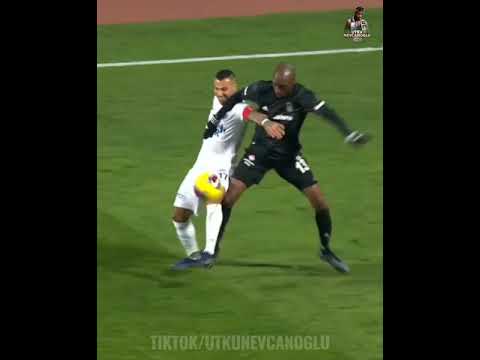 Atiba vs Quaresma 💔🙁 #shorts