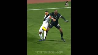 Atiba Vs Quaresma 