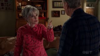 Young Sheldon S07E03 Meemaw lost her mind