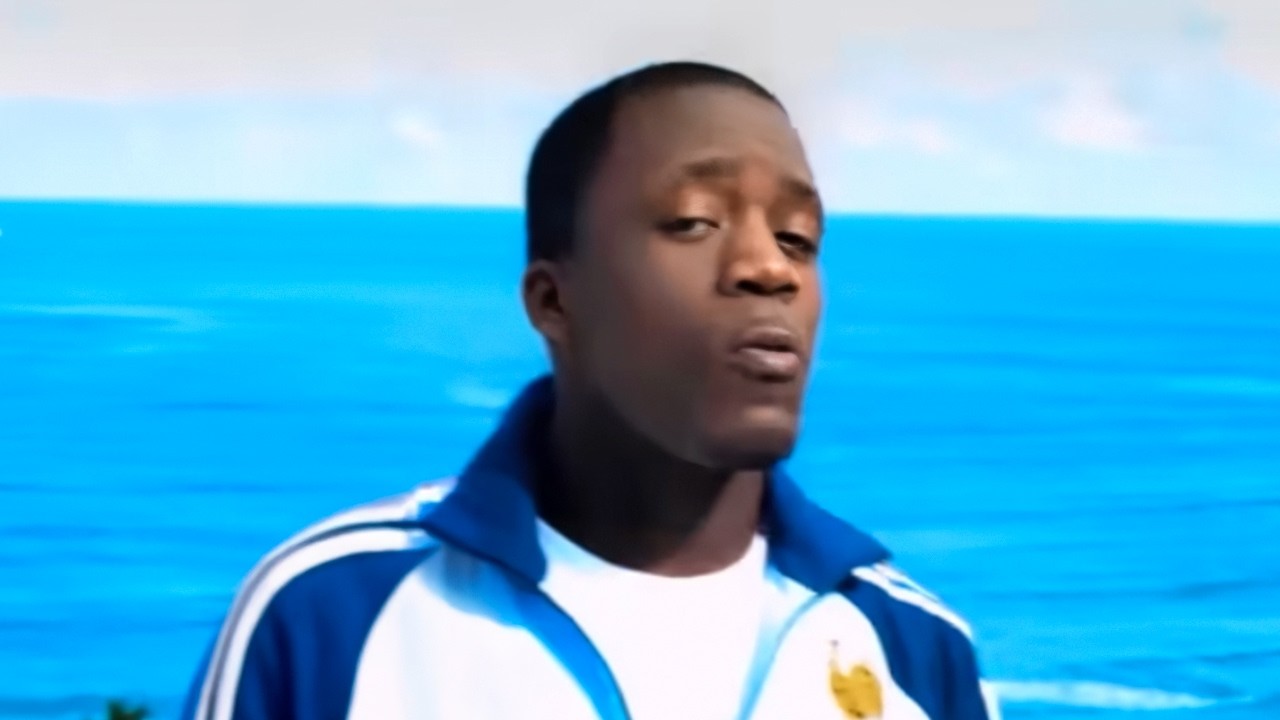 Solo [Official Music Video] - Iyaz