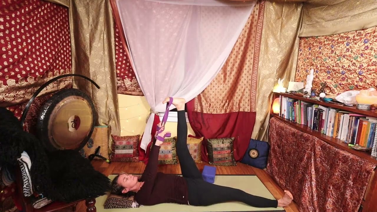 Gentle Yoga Floor Strap Sequence, 15 min.