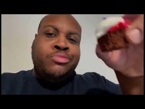 edp445, photo realistic picture, eating cupcake, 4k, 8k