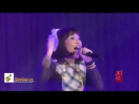 Duet dengan Rhoma Irama, JKT48 Bahagia Tampil Bareng Idola