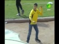 بالفيديو : جمهور البنزرتي التونسي يقتحم الملعب خلال مباراة الصفاقسي