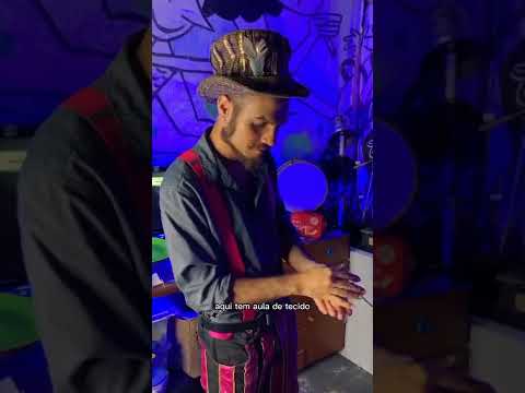 Raphael Santa Cruz - Artista e Ilusionista - História
