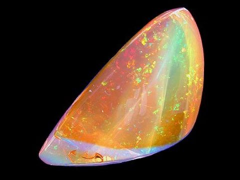 Mining opal Butte-See pictorial of Oregon Fire Opal - YouTube