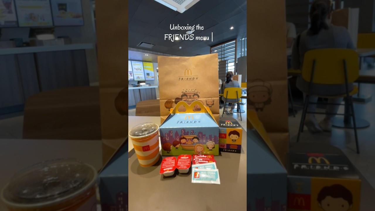 UNBOXING THE FRIENDS MENU / ASMR 