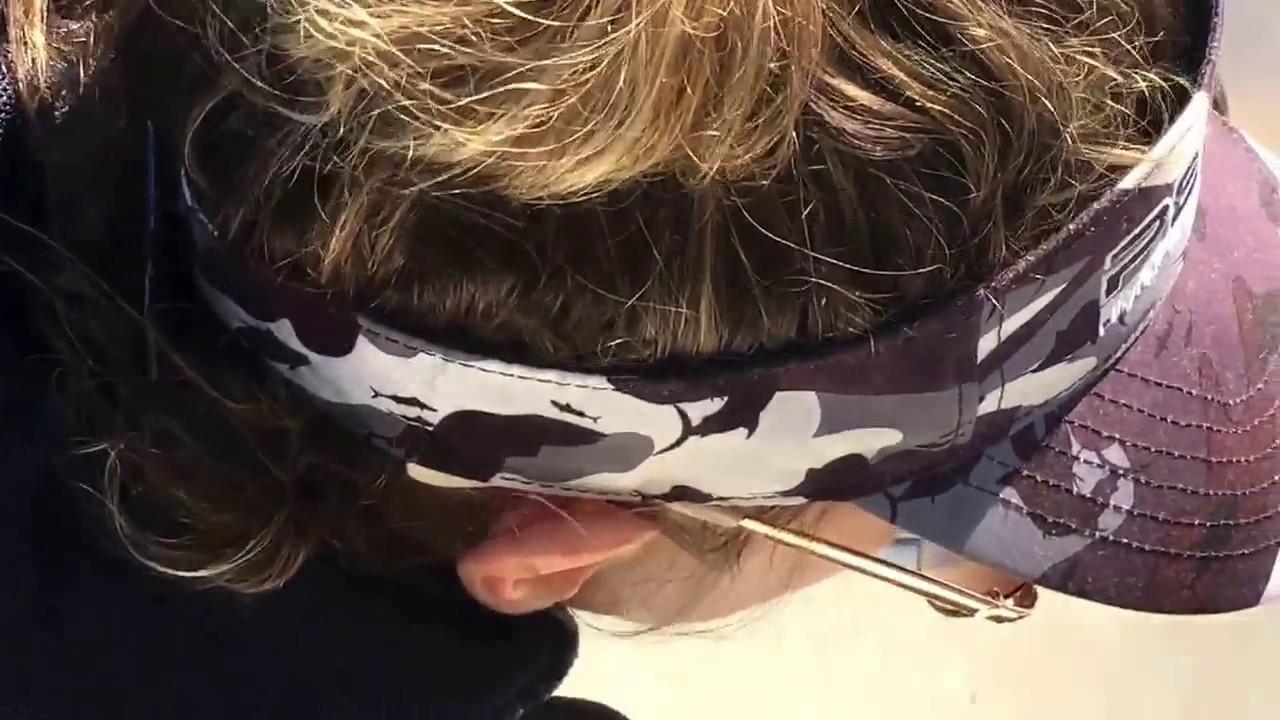 Island boat lettering removal of paint vinyl lettering install