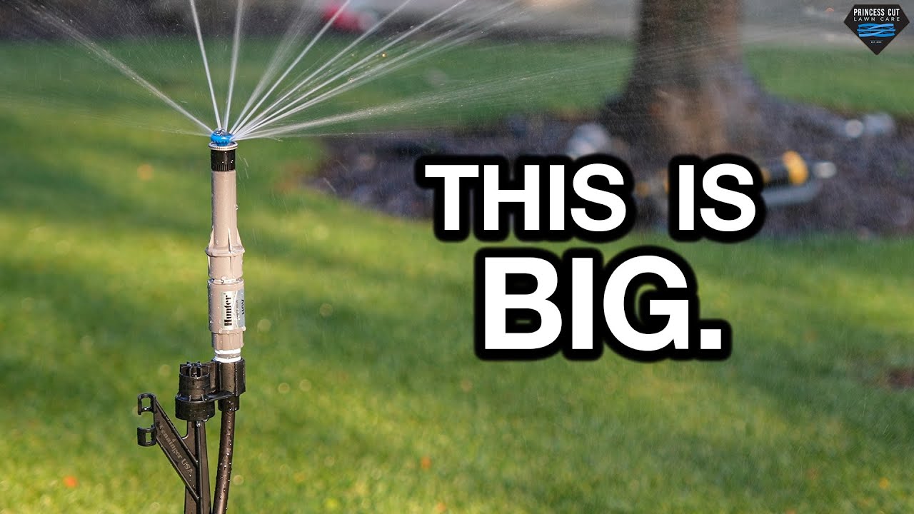 Увидев это однажды, вы больше не захотите пользоваться обычным разбрызгивателем