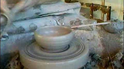 SIMON LEACH - repeat throwing bowls