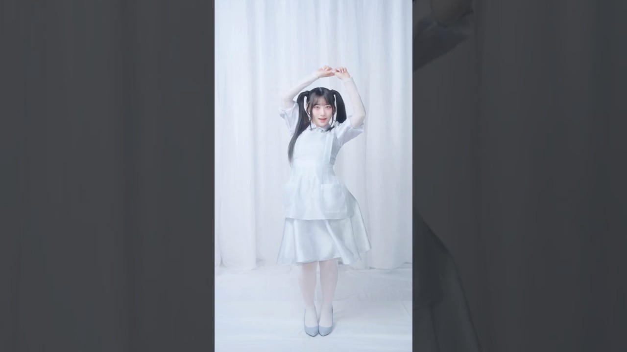 劇薬中毒 」研究員衣装 全身Dance ver.??‍?? #イコールラブ 