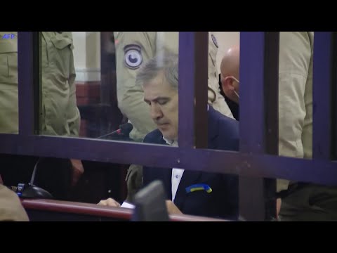 \"ის სიკვდილის პირასაა\"- ექიმი სმიტი მიხეილ სააკაშვილის ჯანმრთელობაზე საუბრობს