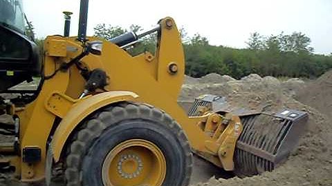 Cat 930K Loader with GPS