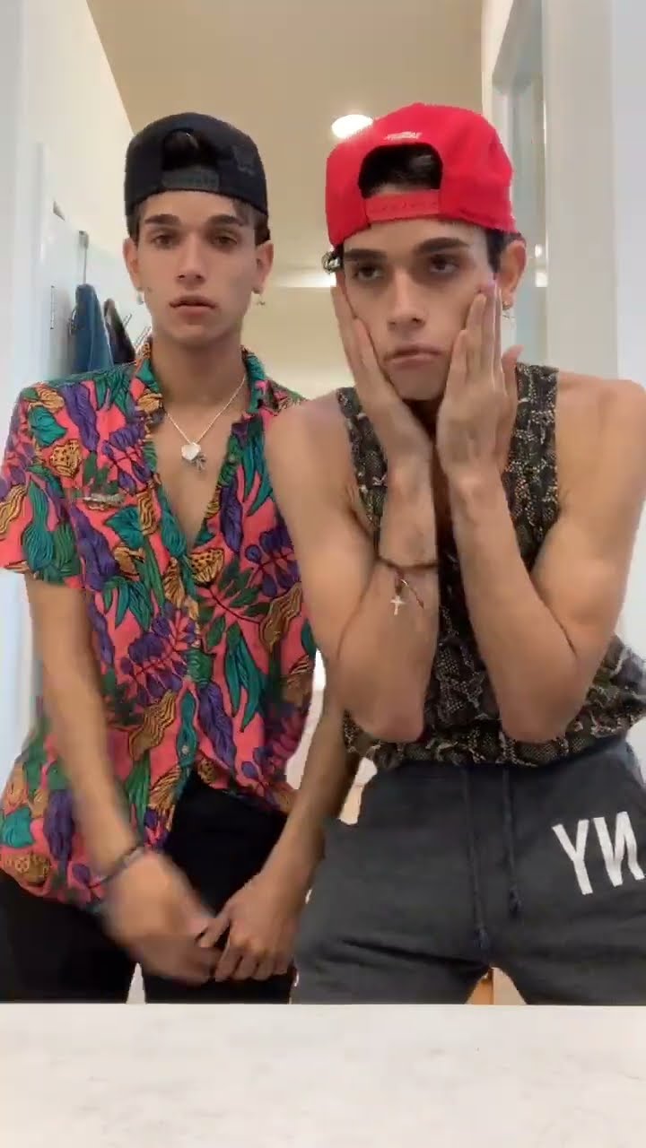 POV: you're scrolling in 2019 ?