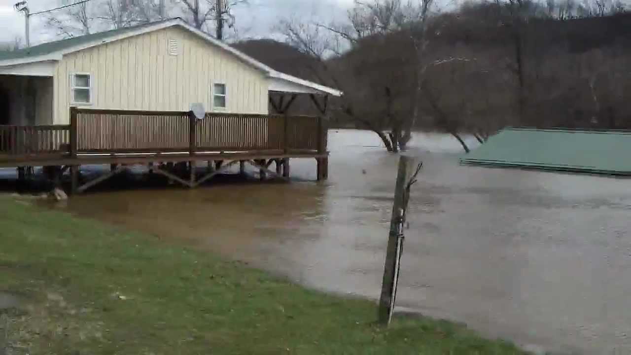 New River Flood ( 1 / 31 / 2013 ) YouTube