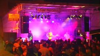 Dodgy on-stage with "If You're Thinking of Me" at LeeStock Music Festival 2011