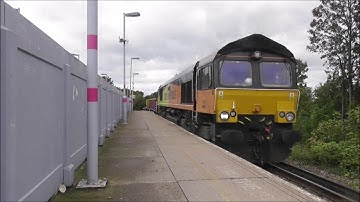 66847 passes Nunhead with 6C02 28th September 2019