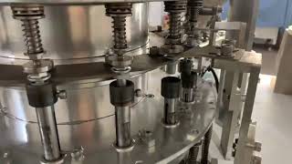 Fully auto bolts gaskets assembly machine