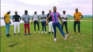 Limpopo Boy and Botswana Dancers dancing during Master KG Tshinada music Video shoot in Botswana