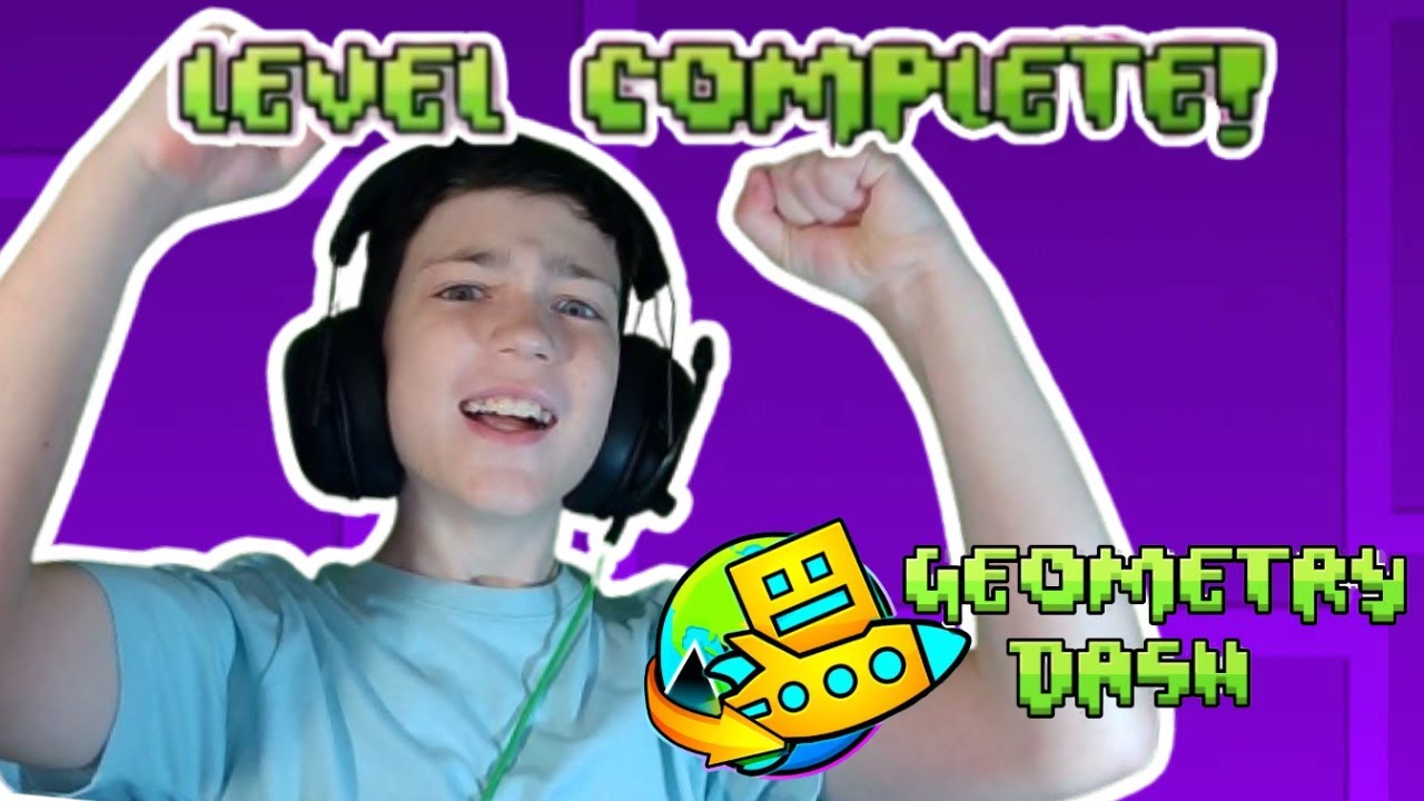I WON A LEVEL IN GEOMETRY DASH! - YouTube