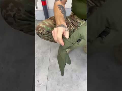 Мужские зимние сенсорные водоотталкивающие перчатки для ВСУ с карабином олива софт шел, видео 1