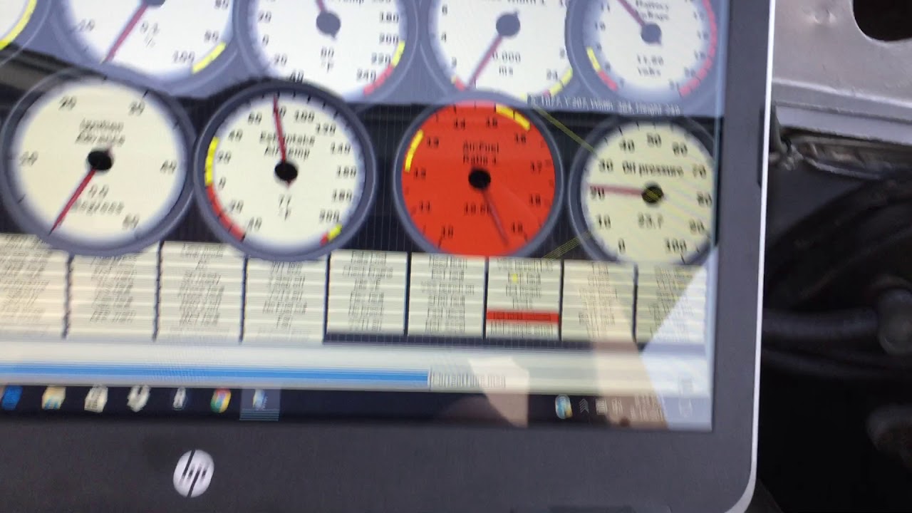 Checking signal voltage and showing multimeter / gauge on lap top YouTube
