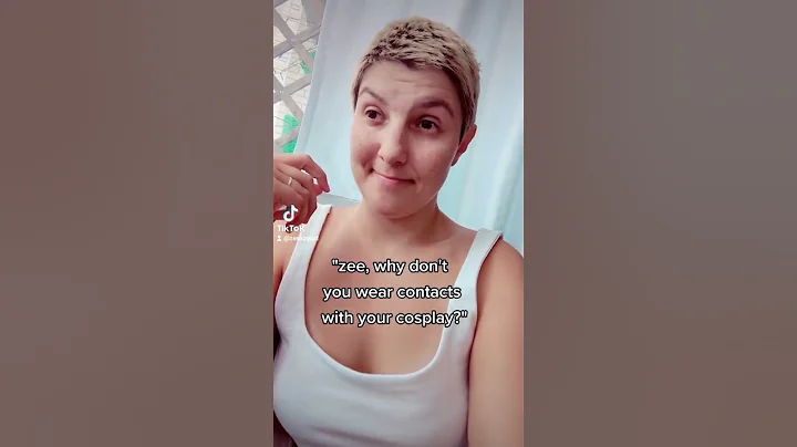 why do you not wear sketchy colour contact lenses with your cosplay? #cosplayers #comicon