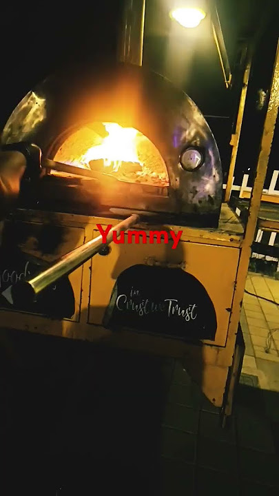 live pizza