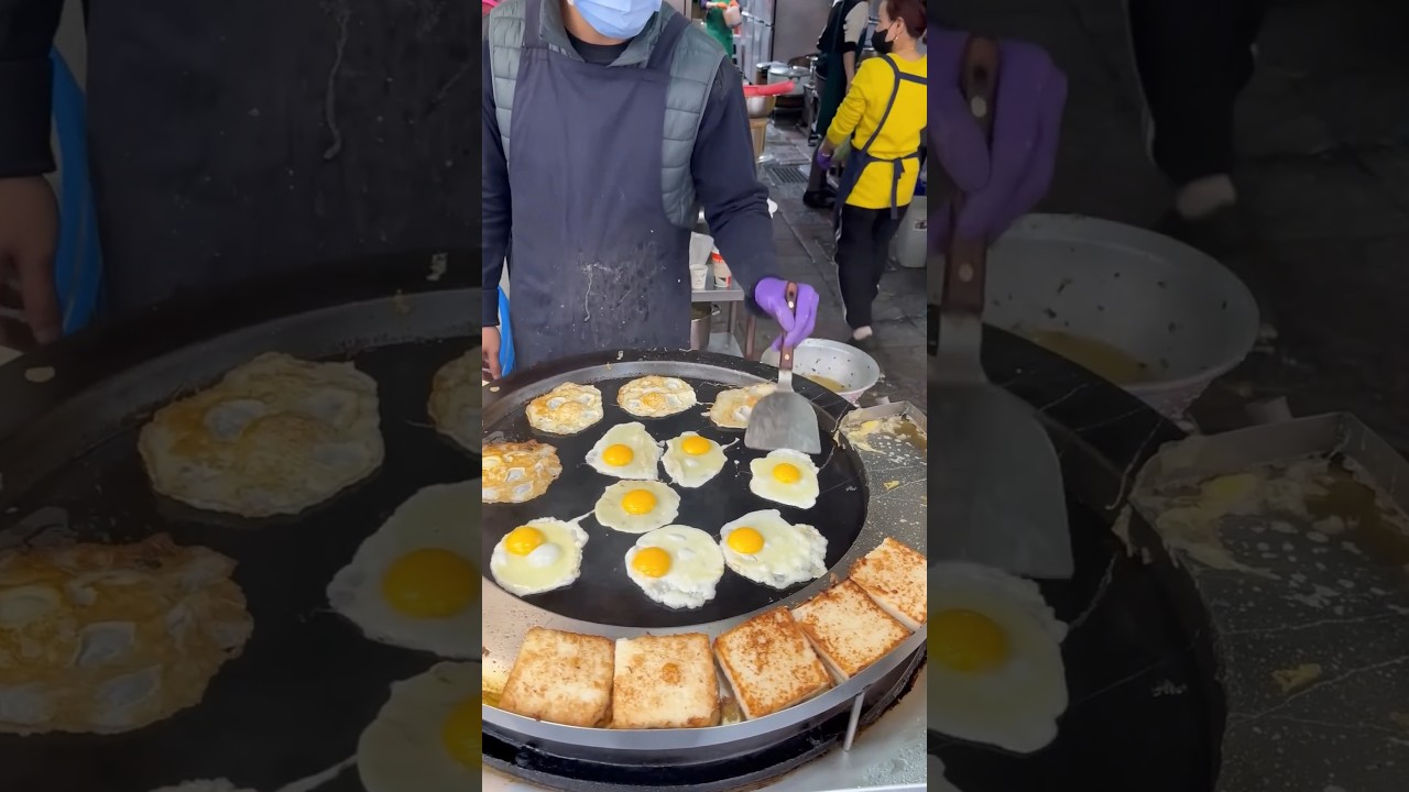 The Sizzle of Perfection! 🔥 Taiwanese Street Food Legend Egg Pancake 