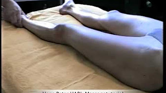 Gemischtrassiger Schulmaedchen Liebeskugeln Massage