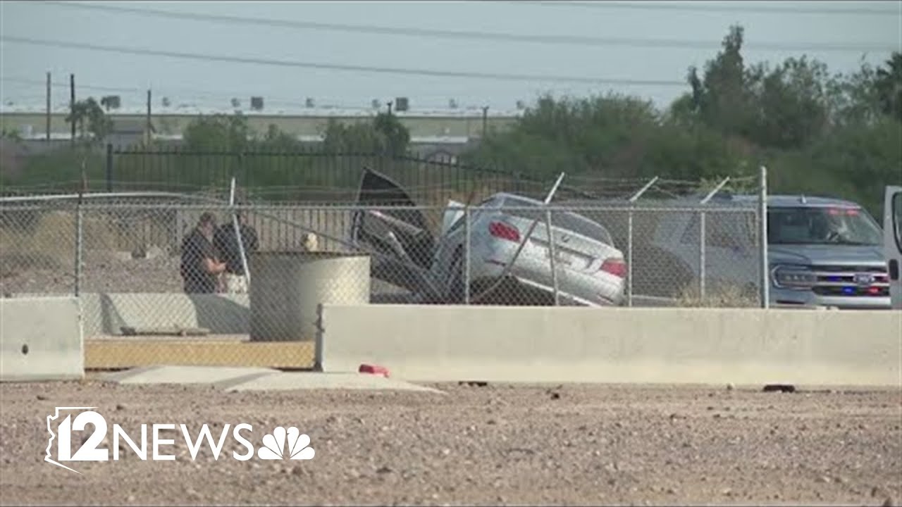 Victim in deadly south Phoenix crash identified - YouTube