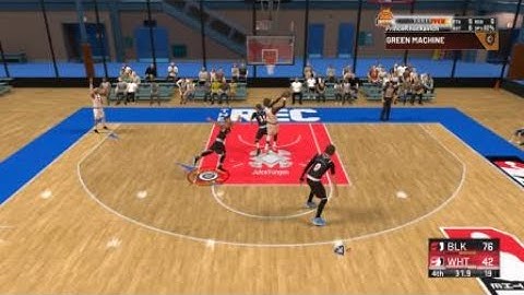 NBA 2K22 Limitless Spot Up on HOF makes you shoot from the logo like CURRY!!!