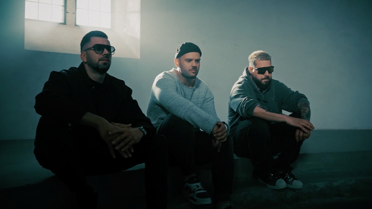 Follow The Flow - Beszívom [OFFICIAL MUSIC VIDEO]