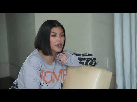 Kourtney Kardashian soles