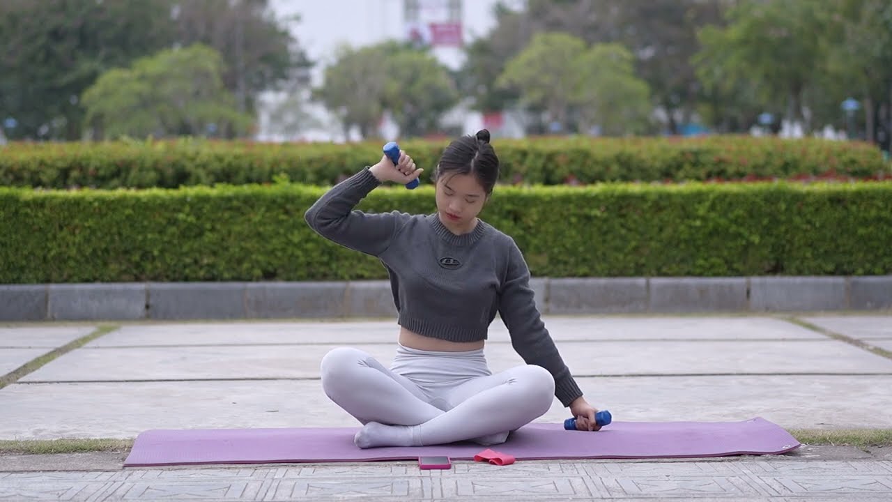 Full Body Yoga Stretch: Spine, Core & Flexibility | Daily Routine | Janet yoga