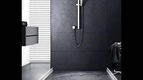 Water retaining strip