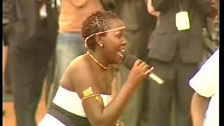 EMMY KOSGEI LIVE DURING THE PROMULGATION OF THE NEW CONSTITUTION OF KENYA