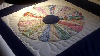Longarm quilting a vintage dresden block - how I quilted it