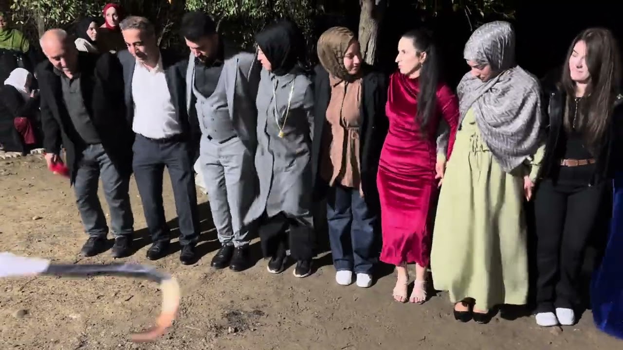 Saliha û Osman ser xerbe #keşfet #halay #düğün 