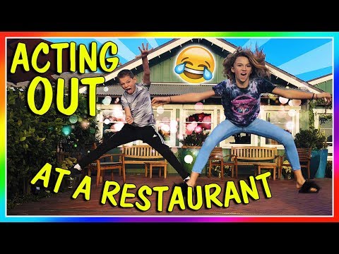 ACTING OUT AT A RESTAURANT | We Are The Davises