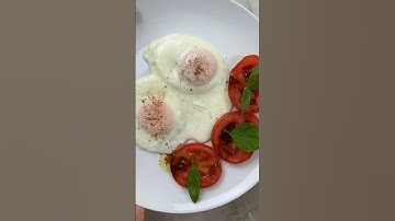 Let’s make the perfect fried eggs 🍳 #shorts