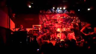 Hangar - Dreaming of Black Waves live (blackmore 03/02/2012)