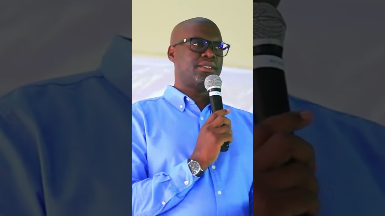 Haut-Katanga : le Gouverneur Jacques Kyabula a célébré Noël à Lukuni avec les enfants abandonnés.