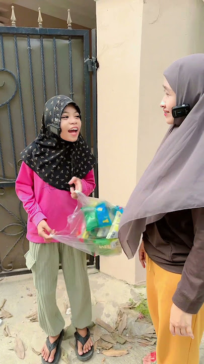 KENAPA PADA KABUR NGELIAT AINUN 🤣