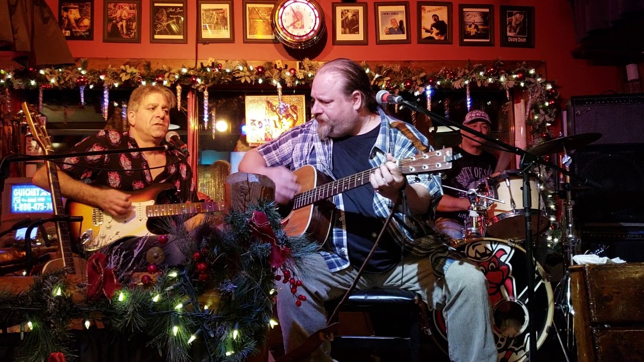 Before You Accuse Me - Pete Dumoulin and friends